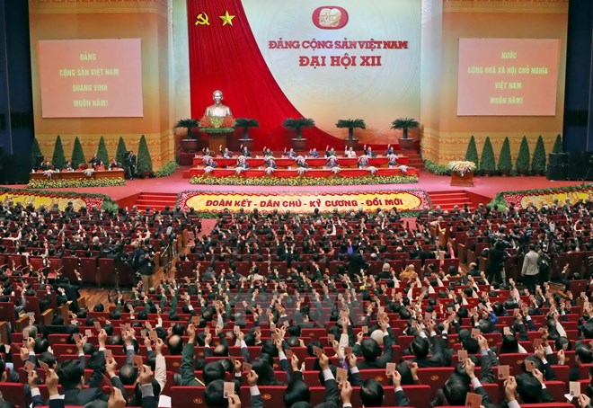 B&aacute;o c&aacute;o ch&iacute;nh trị của Ban Chấp h&agrave;nh Trung ương Đảng kh&oacute;a XI