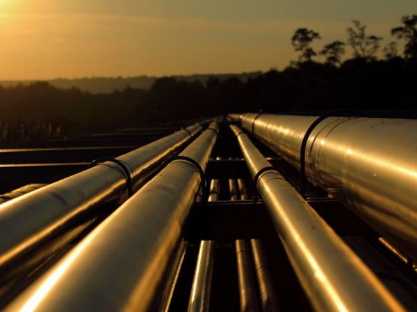 Giá dầu thế giới đi lên chủ yếu nhờ các yếu tố kỹ thuật