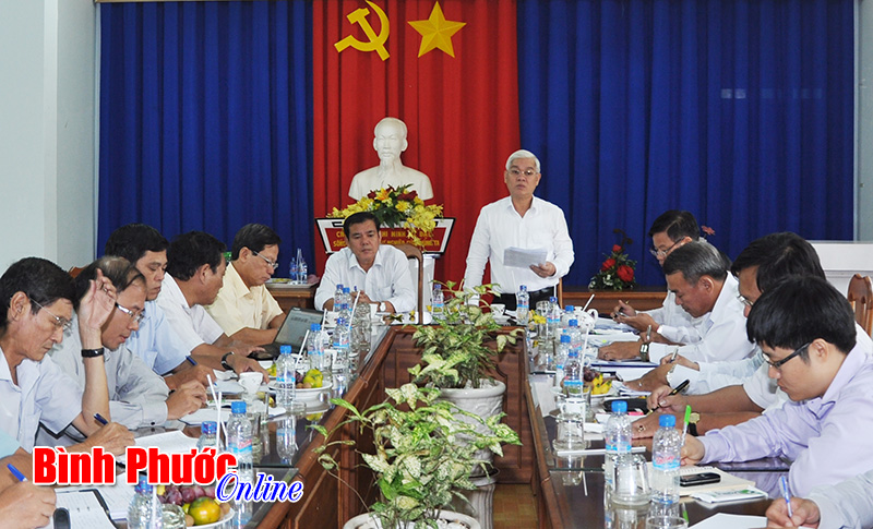 Đồng ch&iacute; B&iacute; thư Tỉnh ủy Nguyễn Văn Lợi l&agrave;m việc với Đảng ủy, Ban gi&aacute;m đốc Sở NN&PTNT