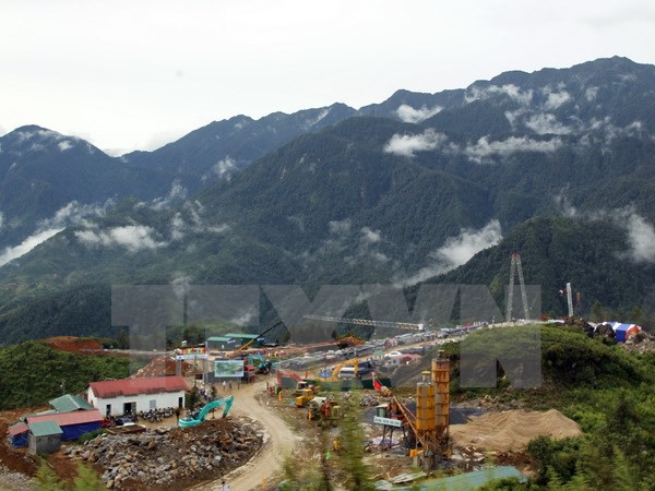 Khánh thành hệ thống cáp treo Fansipan-Sa Pa hiện đại nhất thế giới