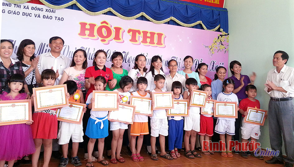 Trường mầm non Hoa Hồng và Hoa Đào nhất toàn đoàn hội thi Bé thông minh vui khỏe