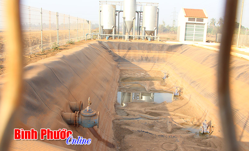 Gồng mình chống hạn