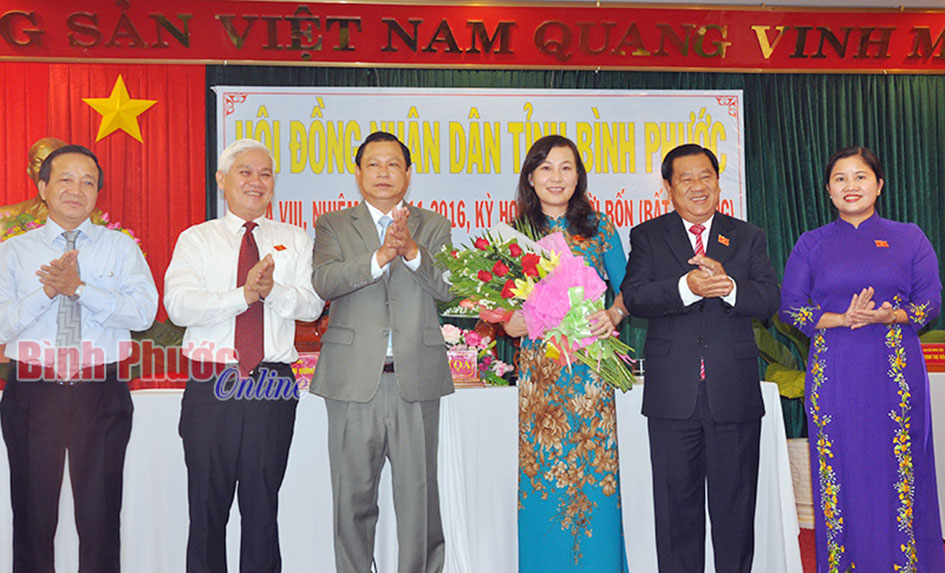 Ph&ecirc; chuẩn kết quả bầu chức vụ Ph&oacute; Chủ tịch UBND tỉnh B&igrave;nh Phước nhiệm kỳ 2011-2016
