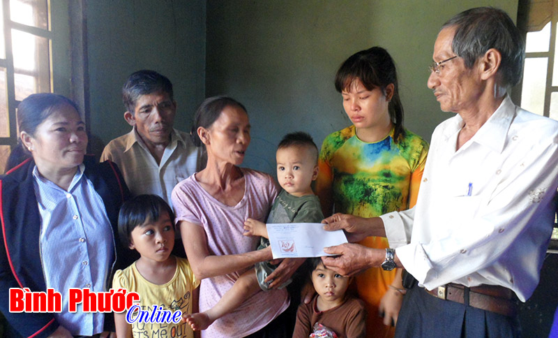 Hội chữ thập đỏ xã Đồng Tâm phát huy truyền thống “lá lành đùm lá rách”