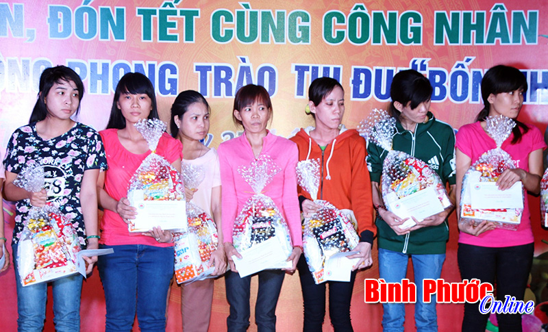 Vui xuân, đón tết cùng công nhân