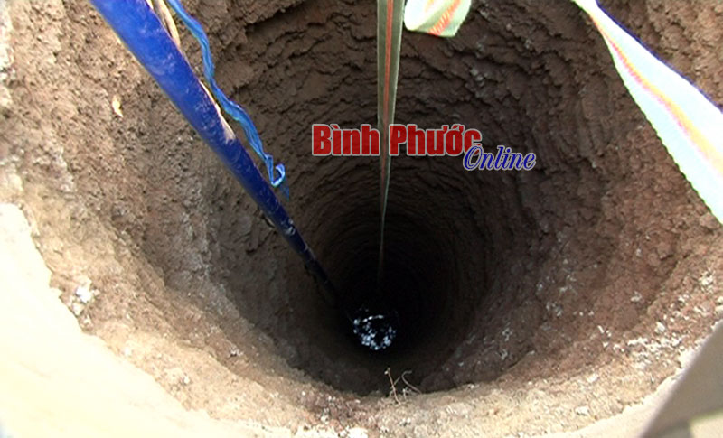 Nắng hạn - người dân Long Tân khát nước