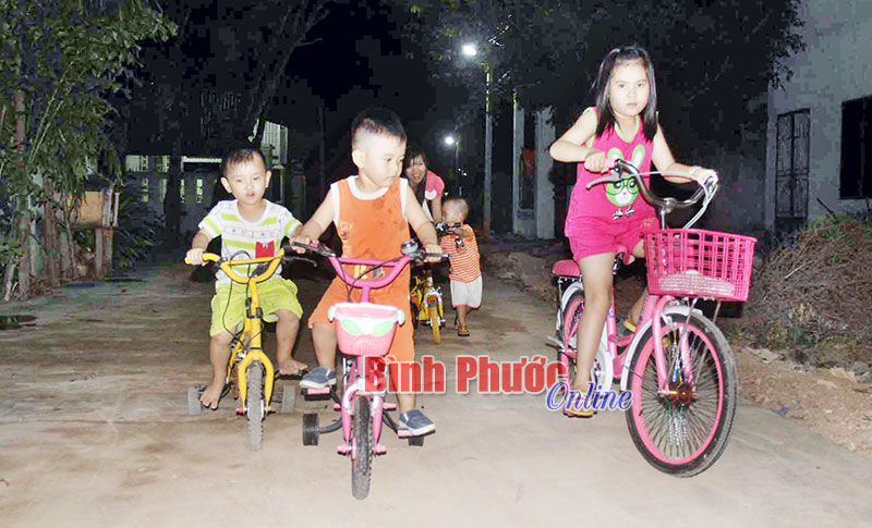 Khi đảng vi&ecirc;n gương mẫu đi trước...