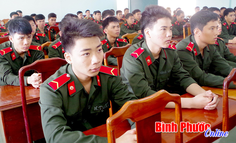 C&ocirc;ng an tỉnh khai giảng lớp huấn luyện chiến sĩ mới 2016