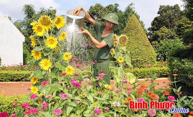 M&ugrave;a xu&acirc;n v&agrave; những người l&iacute;nh tr&ecirc;n tuyến bi&ecirc;n giới