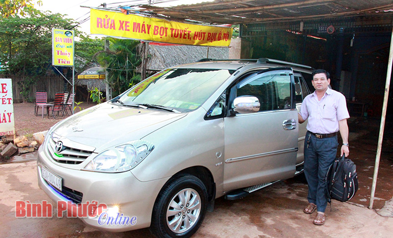 Nở rộ dịch vụ cho thuê xe du lịch