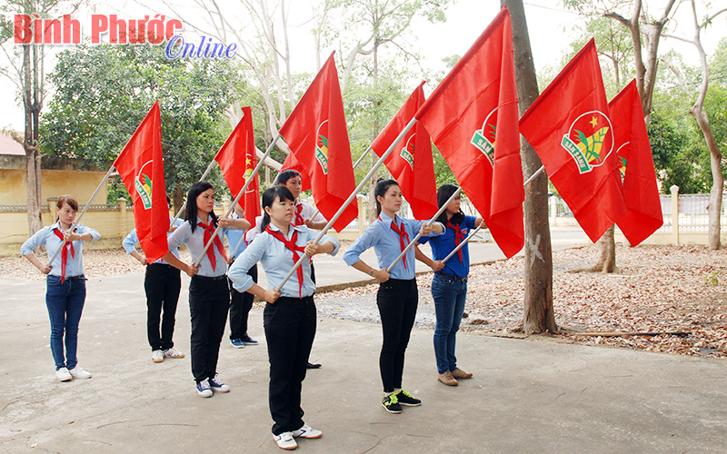 Đồng Phú: thi giáo viên tổng phụ trách đội giỏi