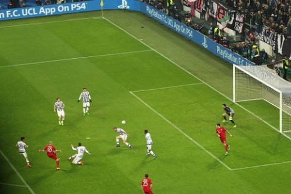 Arjen Robben luôn có cách để người khác buộc phải nhớ tới anh