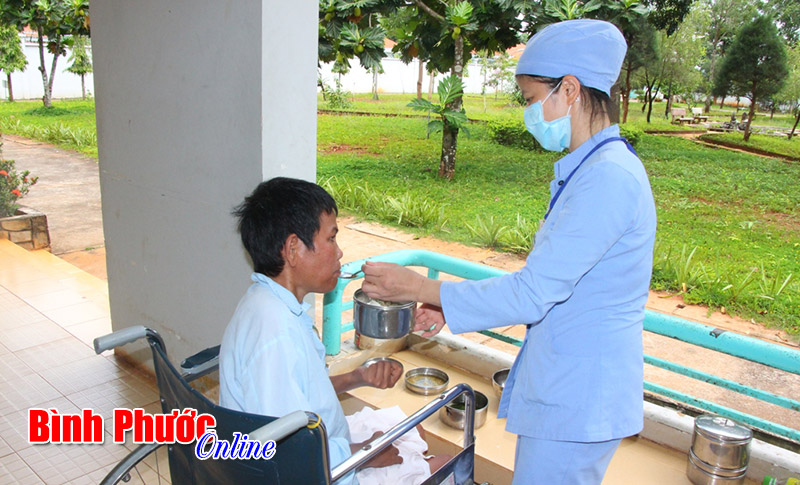 Sắp điều trị cho người nghiện ma túy bằng Methadone