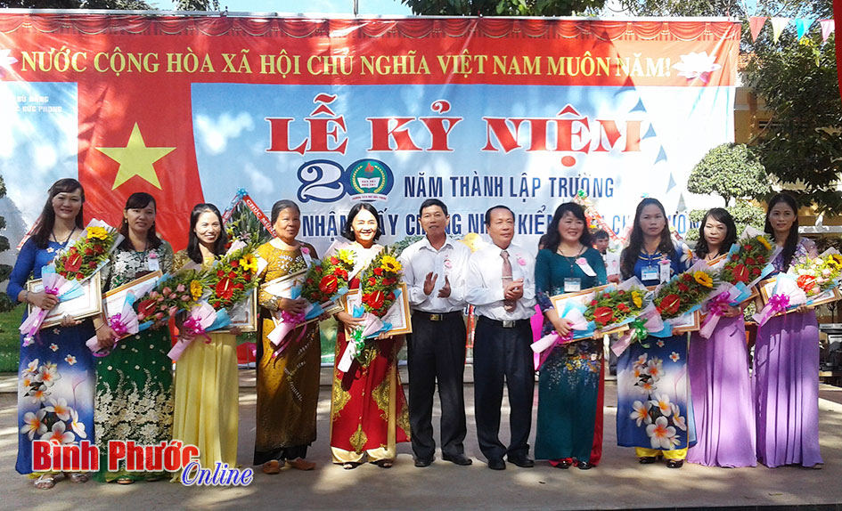Trường Tiểu học Đức Phong đạt chất lượng giáo dục cấp độ III