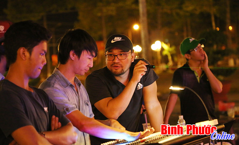 &ldquo;T&igrave;nh y&ecirc;u qu&ecirc; hương gi&uacute;p t&ocirc;i vượt qua thử th&aacute;ch&rdquo;