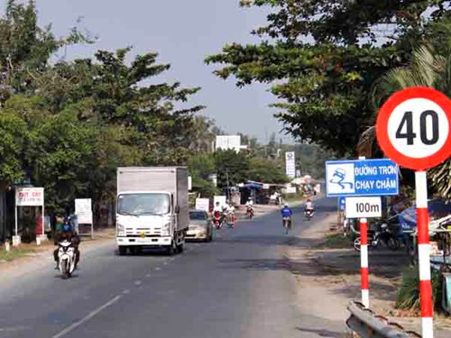 Từ 1-3-2016, xe máy lưu thông không quá 40 km/h