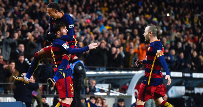 Barcelona 4-1 Espanyol: Messi tỏa sáng ngay trước Gala Bóng Vàng, Turan ra mắt