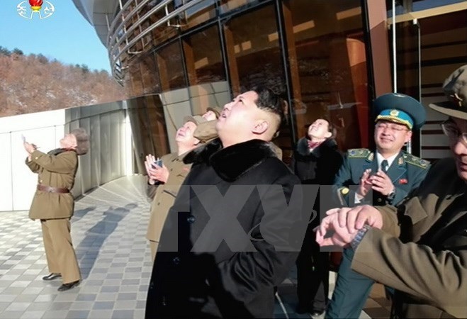 Ông Kim Jong-un kêu gọi tiến hành thêm nhiều vụ phóng tên lửa