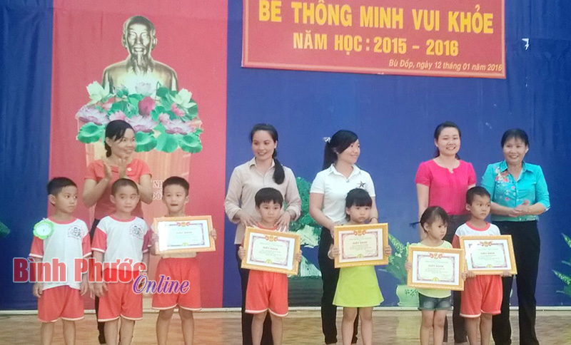 Trường Mẫu giáo Tân Thành nhất toàn đoàn “Bé thông minh vui khỏe”
