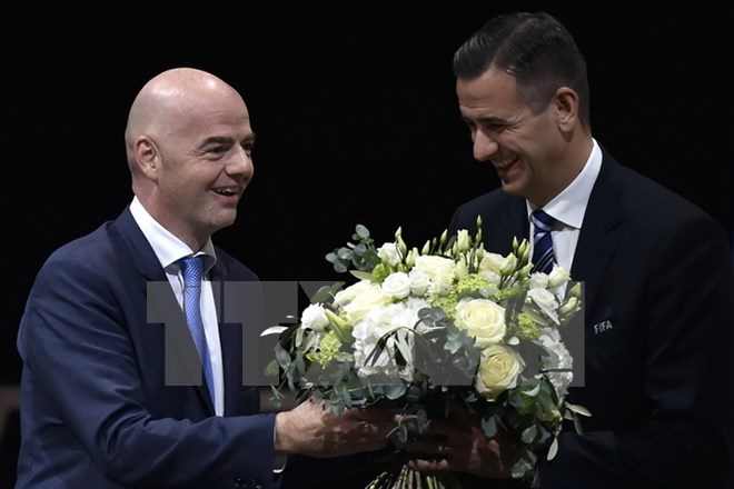  Tổng thư ký UEFA Gianni Infantino được bầu làm Chủ tịch FIFA