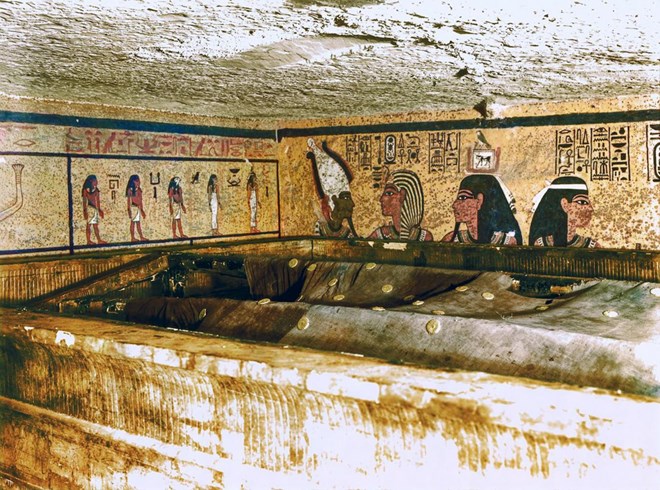 Phát hiện hai phòng giấu châu báu dưới lăng mộ vua Tutankhamun