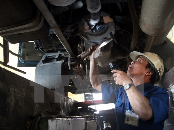 Tịch thu xe quá “đát,” xử lý nghiêm chạy xe ôtô điện 3-4 bánh