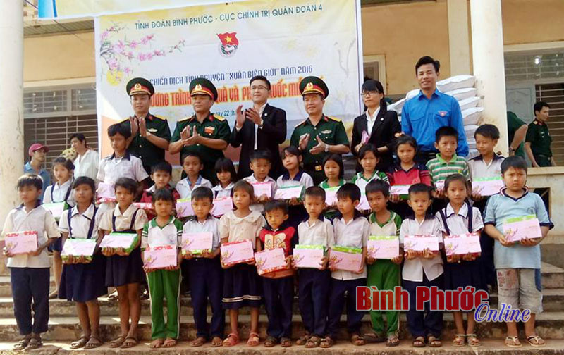 Nhiều hoạt động tại chiến dịch “Xuân Biên giới” huyện Lộc Ninh