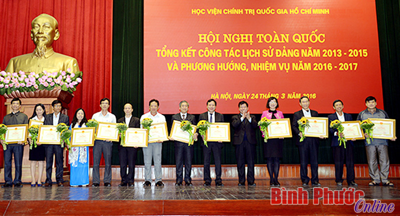 15 năm thực hiện Chỉ thị số 15-CT/TW của Ban B&iacute; thư