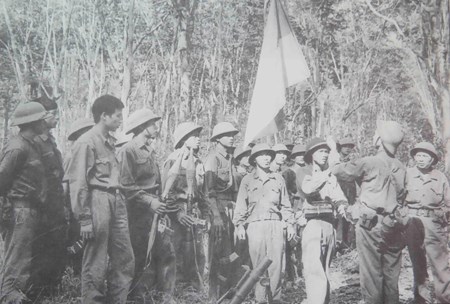 Đại thắng m&ugrave;a Xu&acirc;n 1975 - Sức mạnh đại đo&agrave;n kết to&agrave;n d&acirc;n tộc