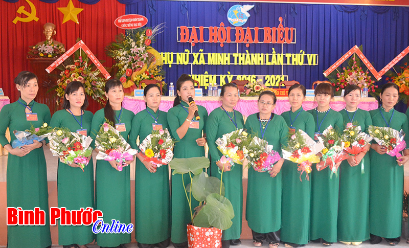 Đại hội điểm Hội phụ nữ x&atilde; Minh Th&agrave;nh