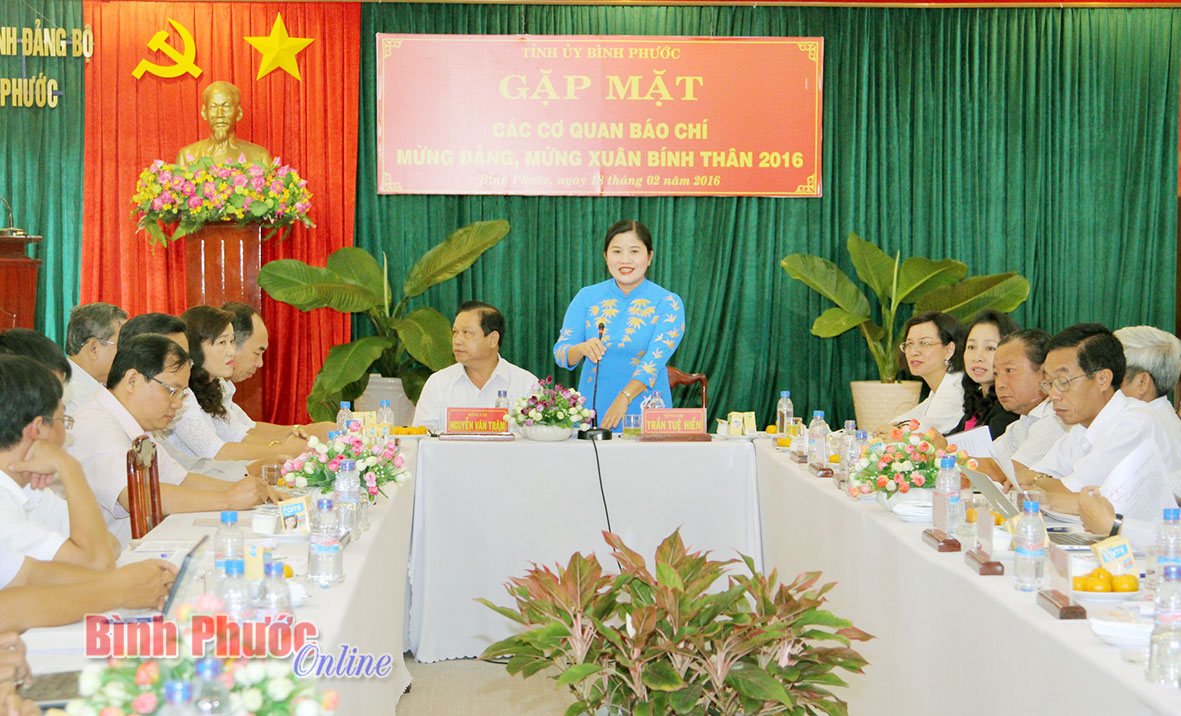 Việc thực hiện quy chế ph&aacute;t ng&ocirc;n v&agrave; cung cấp th&ocirc;ng tin qu&yacute; 1/2016