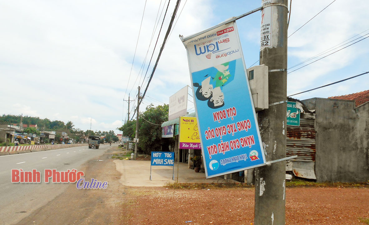 &Aacute;p ph&iacute;ch treo ngược