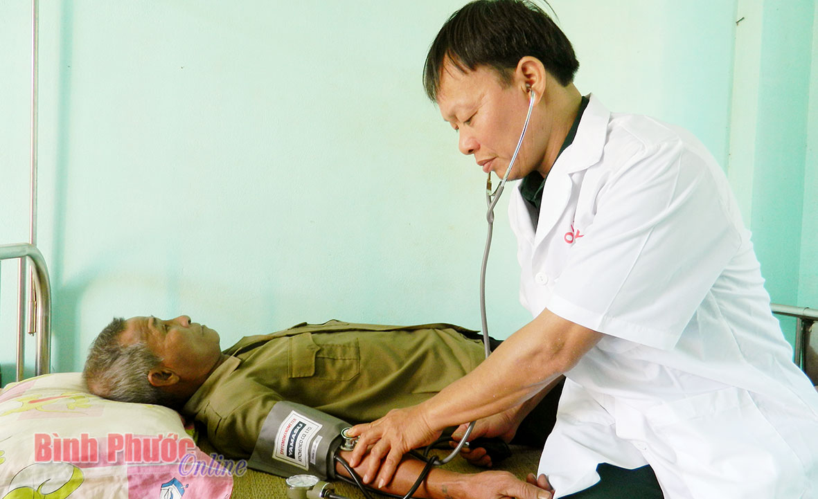 Trạm quân dân y kết nối tình quân - dân nơi biên giới