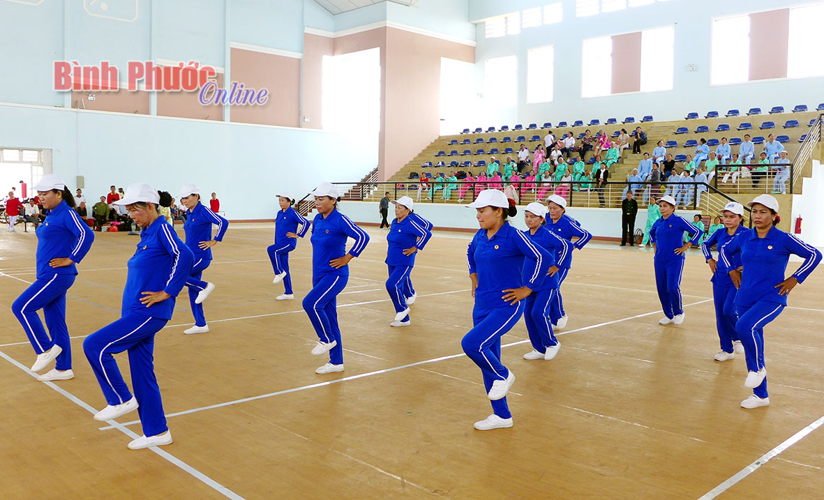 Vui, khỏe với Đội dưỡng sinh đồng bào dân tộc Bưng Sê