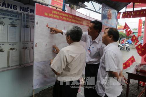 C&aacute;c địa phương tổ chức bầu cử th&ecirc;m