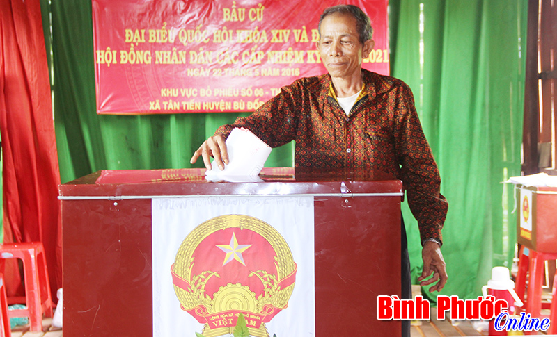 40.788 cử tri B&ugrave; Đốp h&acirc;n hoan đi bầu cử