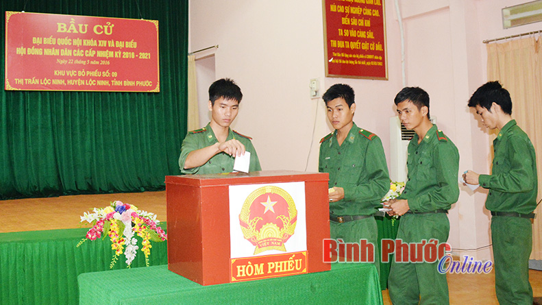 8/954 tổ bầu cử đ&atilde; bỏ phiếu xong