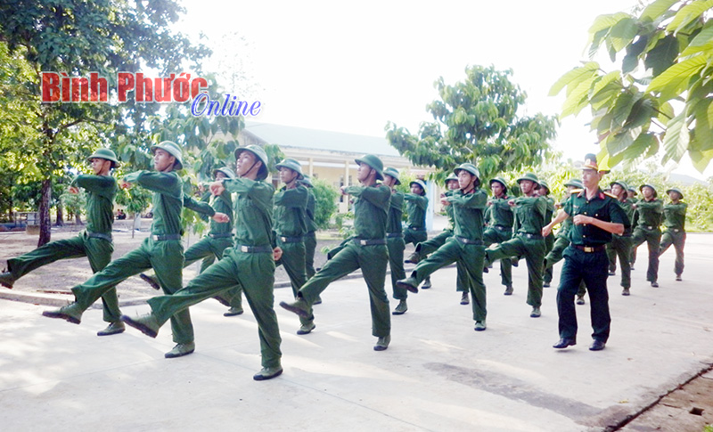 Ch&iacute;nh s&aacute;ch đối với CNVC quốc ph&ograve;ng th&ocirc;i phục vụ trong qu&acirc;n đội