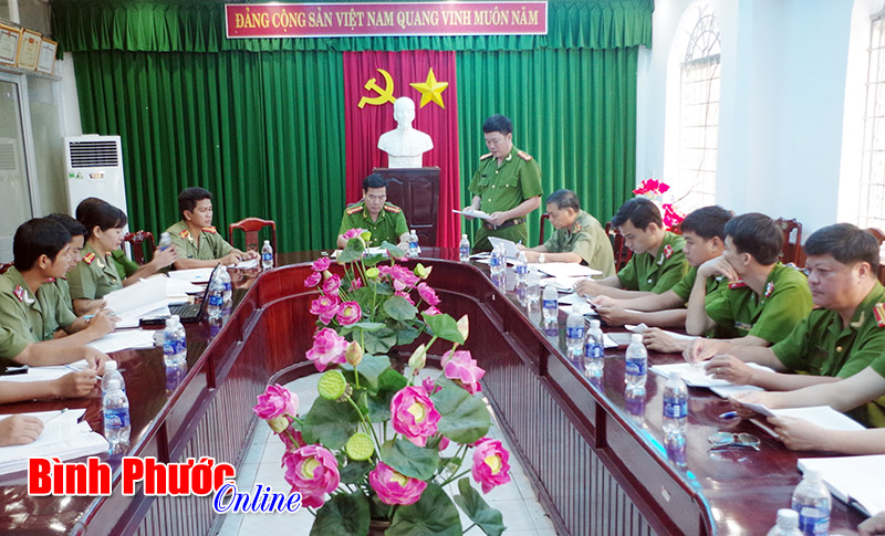 C&ocirc;ng an tỉnh kiểm tra bảo đảm an ninh trật tự trong bầu cử tại B&igrave;nh Long