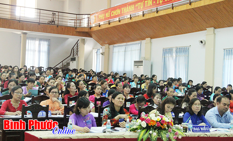 Đại hội đại biểu phụ nữ huyện Chơn Th&agrave;nh