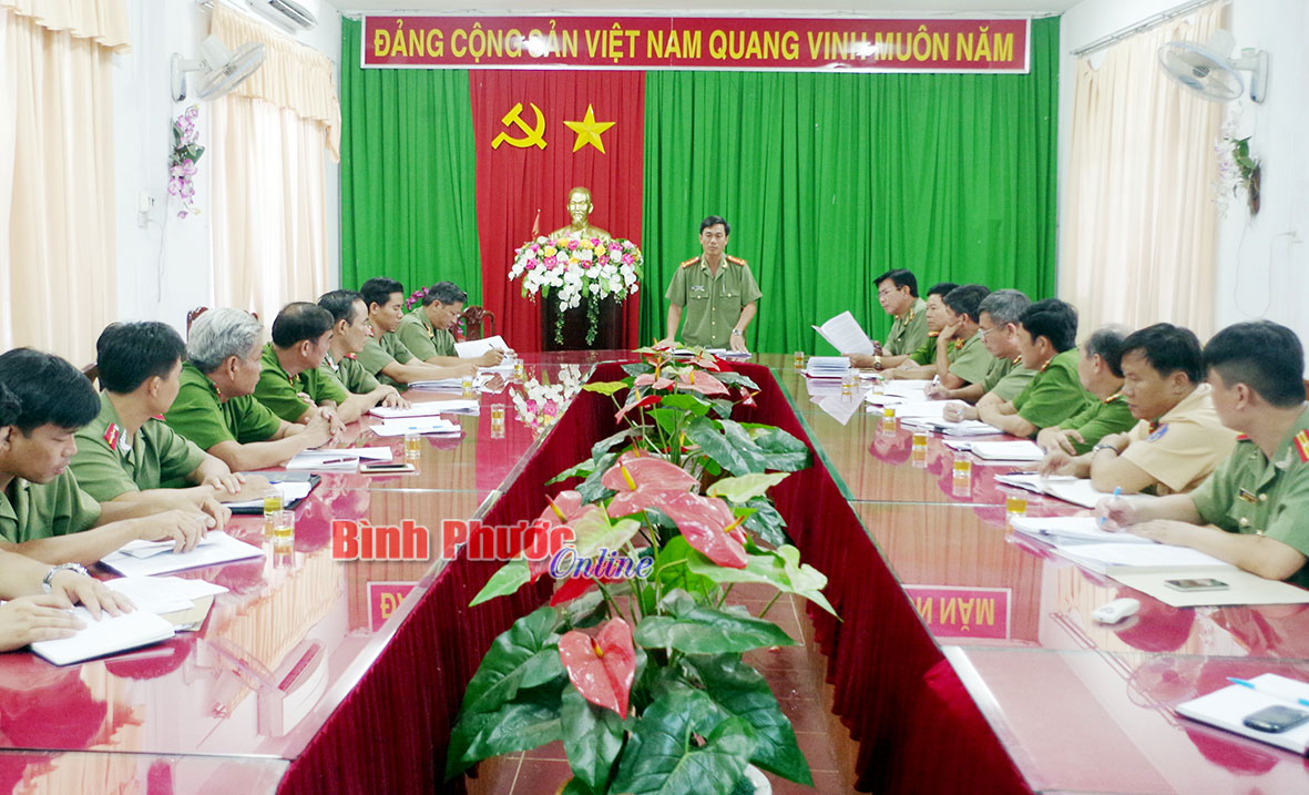 Bảo đảm tuyệt đối an ninh trật tự trước, trong v&agrave; sau bầu cử