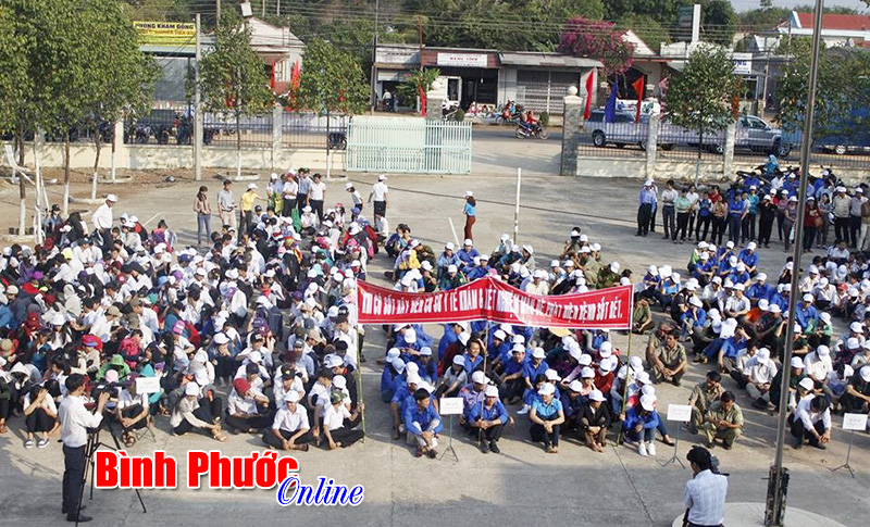 Đồng Ph&uacute; ra qu&acirc;n hưởng ứng Ng&agrave;y thế giới ph&ograve;ng chống sốt r&eacute;t