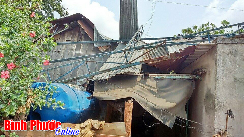 Xã Thống Nhất bị thiệt hại nặng do mưa lớn