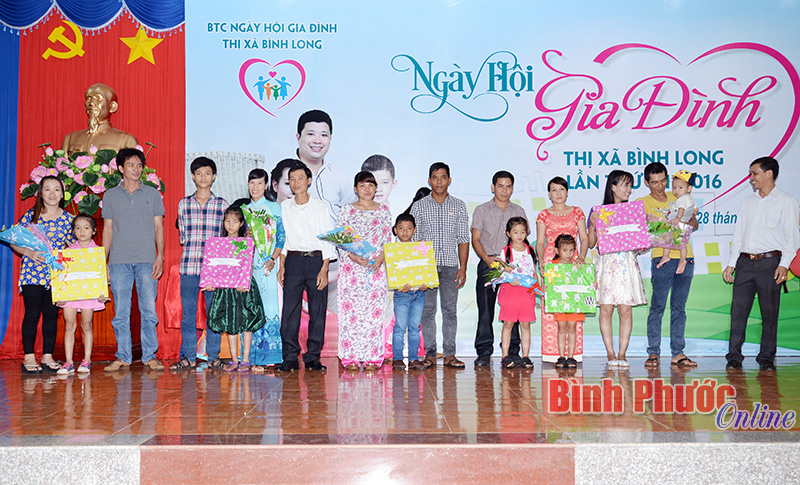 B&igrave;nh Long tổ chức &ldquo;Ng&agrave;y hội gia đ&igrave;nh Việt Nam&rdquo;