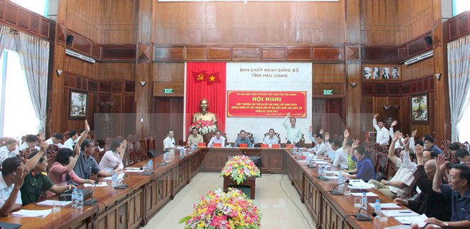 Th&ocirc;ng qua 197 ứng vi&ecirc;n ở khối Trung ương để bầu đại biểu Quốc hội