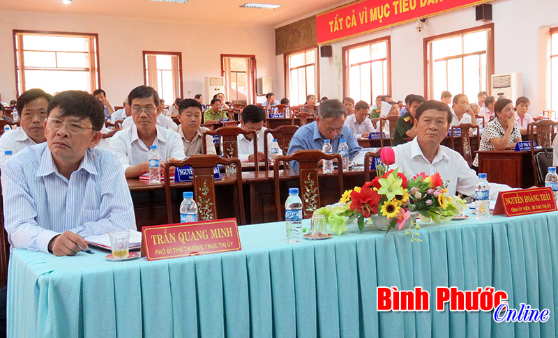 Hiệu quả c&ocirc;ng t&aacute;c c&aacute;n bộ ở thị x&atilde; Phước Long