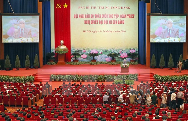 Hội nghị c&aacute;n bộ to&agrave;n quốc học tập, qu&aacute;n triệt Nghị quyết Đại hội XII