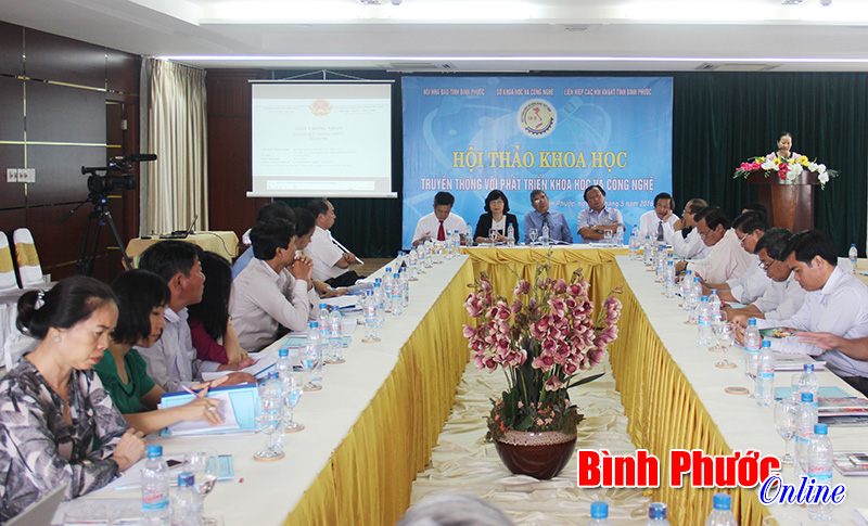 Hội thảo khoa học &ldquo;Truyền th&ocirc;ng với ph&aacute;t triển khoa học v&agrave; c&ocirc;ng nghệ&rdquo;