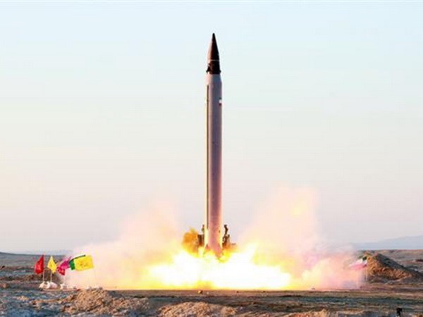 Liên minh châu Âu gia hạn các lệnh trừng phạt với Iran