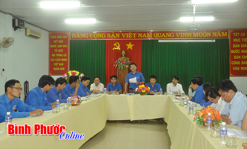 Không để chi đoàn hoạt động cầm chừng